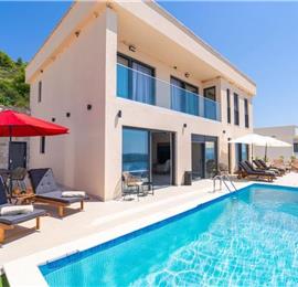 Luxury 4 Bedroom Villa with Infinity Pool, Sauna, Gym, Jacuzzi and Sea Views in Orašac, near Dubrovnik, Sleeps 8